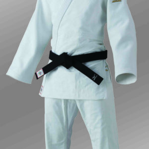 Mizuno Yusho IJF judopak wit